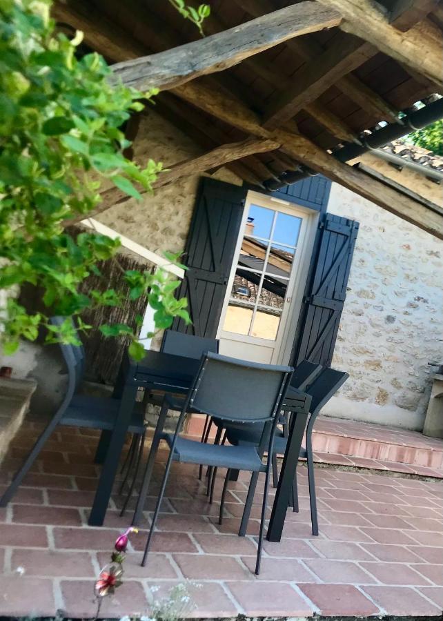 Gite De Charme Avec Piscine Montpezat-de-Quercy Zewnętrze zdjęcie